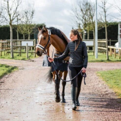 Horze Annika Damen Hybrid Anorak -Reitbekleidung Verkaufsgeschäft 33500 BL 4