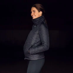 Horze Rose Damen Leichte Steppjacke -Reitbekleidung Verkaufsgeschäft 33611 BL 7