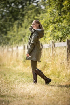 Horze Dania Damen Winter Regenmantel Mit Fleecefutter -Reitbekleidung Verkaufsgeschäft 33636 DOGR 9