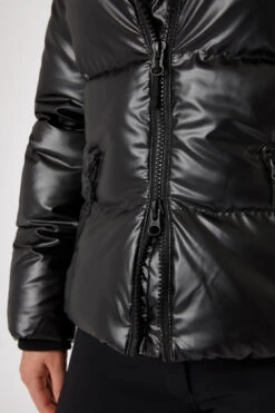 Horze Rianna Glänzende, Gefütterte Damen Reitjacke -Reitbekleidung Verkaufsgeschäft 33638 BL 5