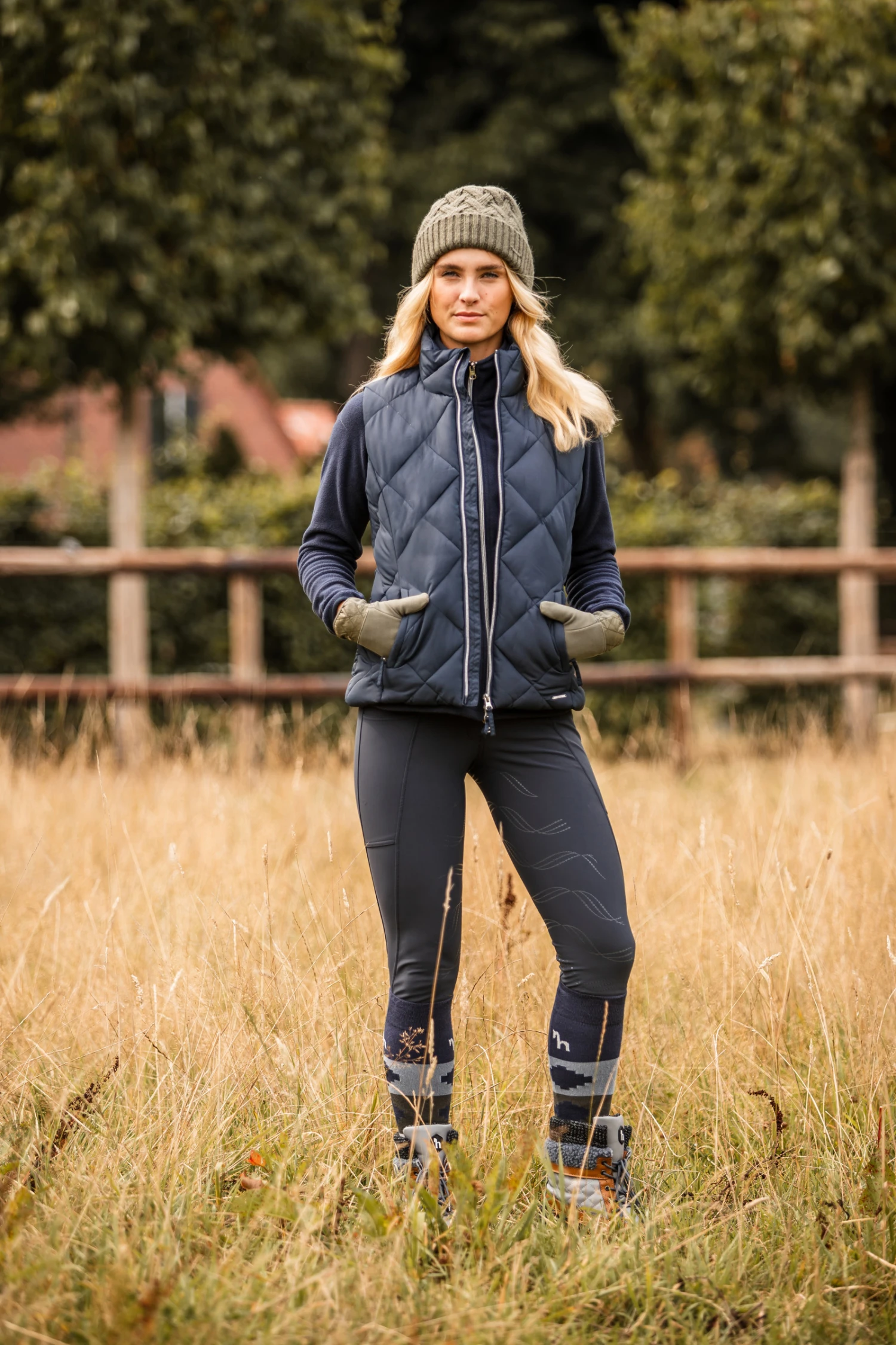 Horze Carola Gefütterte Damen Reitweste 18 Horze Carola Gefütterte Damen Reitweste – Bild 16