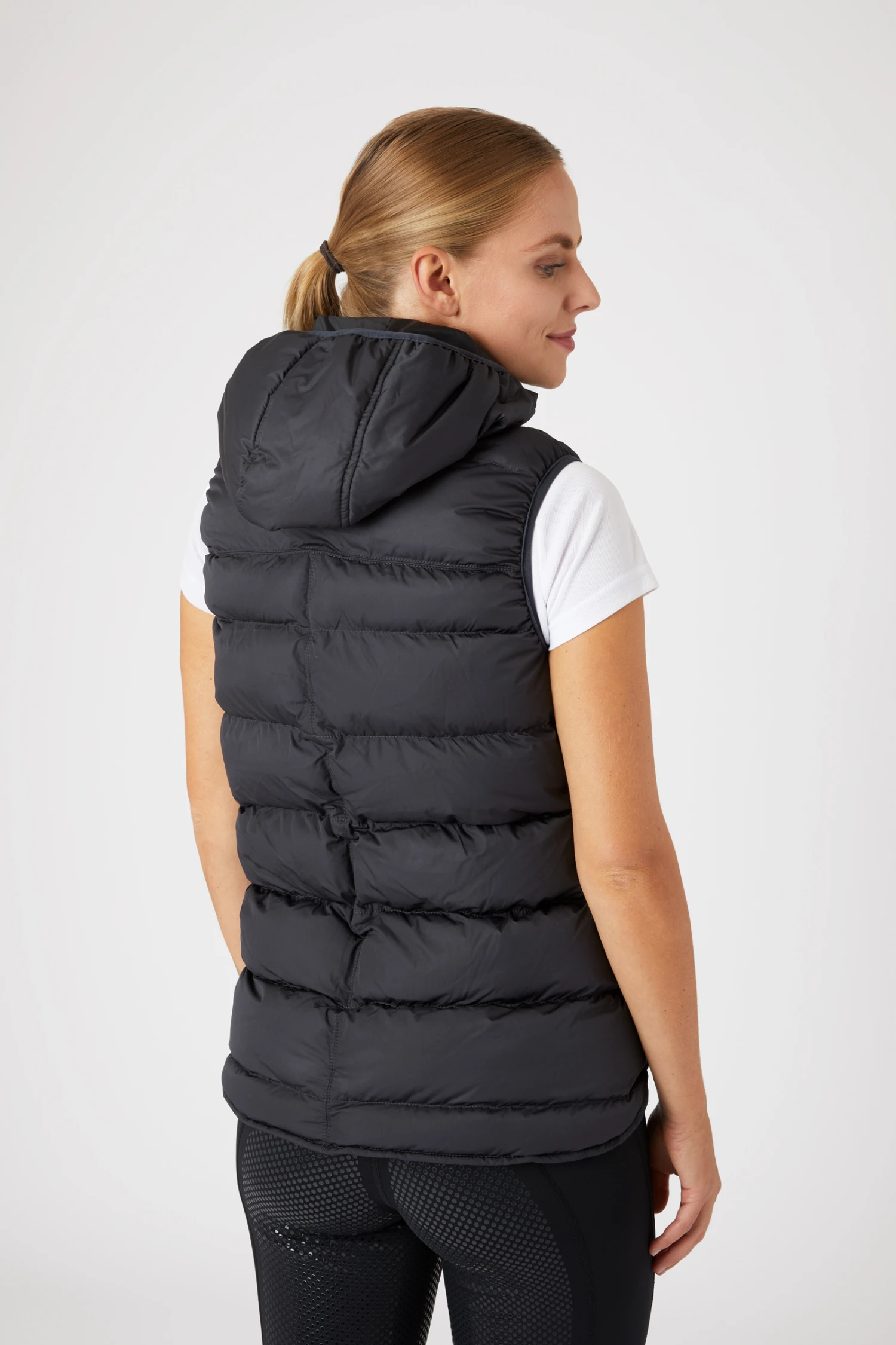 Horze Callie Gefütterte Damen Reitweste Mit Kapuze 13 Horze Callie Gefütterte Damen Reitweste Mit Kapuze – Bild 11