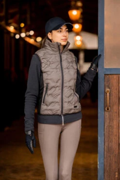 Horze Shelly Gefütterte Damen Reitweste 36 Horze Shelly Gefütterte Damen Reitweste -Reitbekleidung Verkaufsgeschäft 33665 734 09