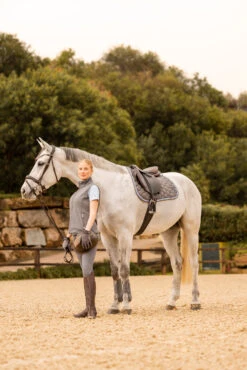 Horze Trisha Damen Softshellweste -Reitbekleidung Verkaufsgeschäft 33667 060 10