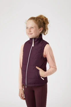 Titelseite -Reitbekleidung Verkaufsgeschäft 33707 FPU 2