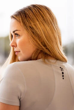 Horze Lucy Damen Funktions T-Shirt -Reitbekleidung Verkaufsgeschäft 33745 025 07