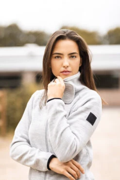 Horze Aria Damen Fleece Reitjacke -Reitbekleidung Verkaufsgeschäft 33775 024 11